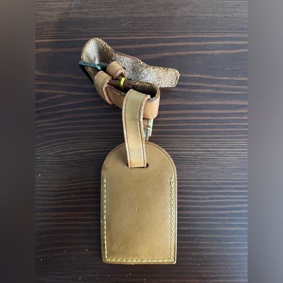 ✨ Louis Vuitton Bag Tag with Poignet - Picture 2 of 7